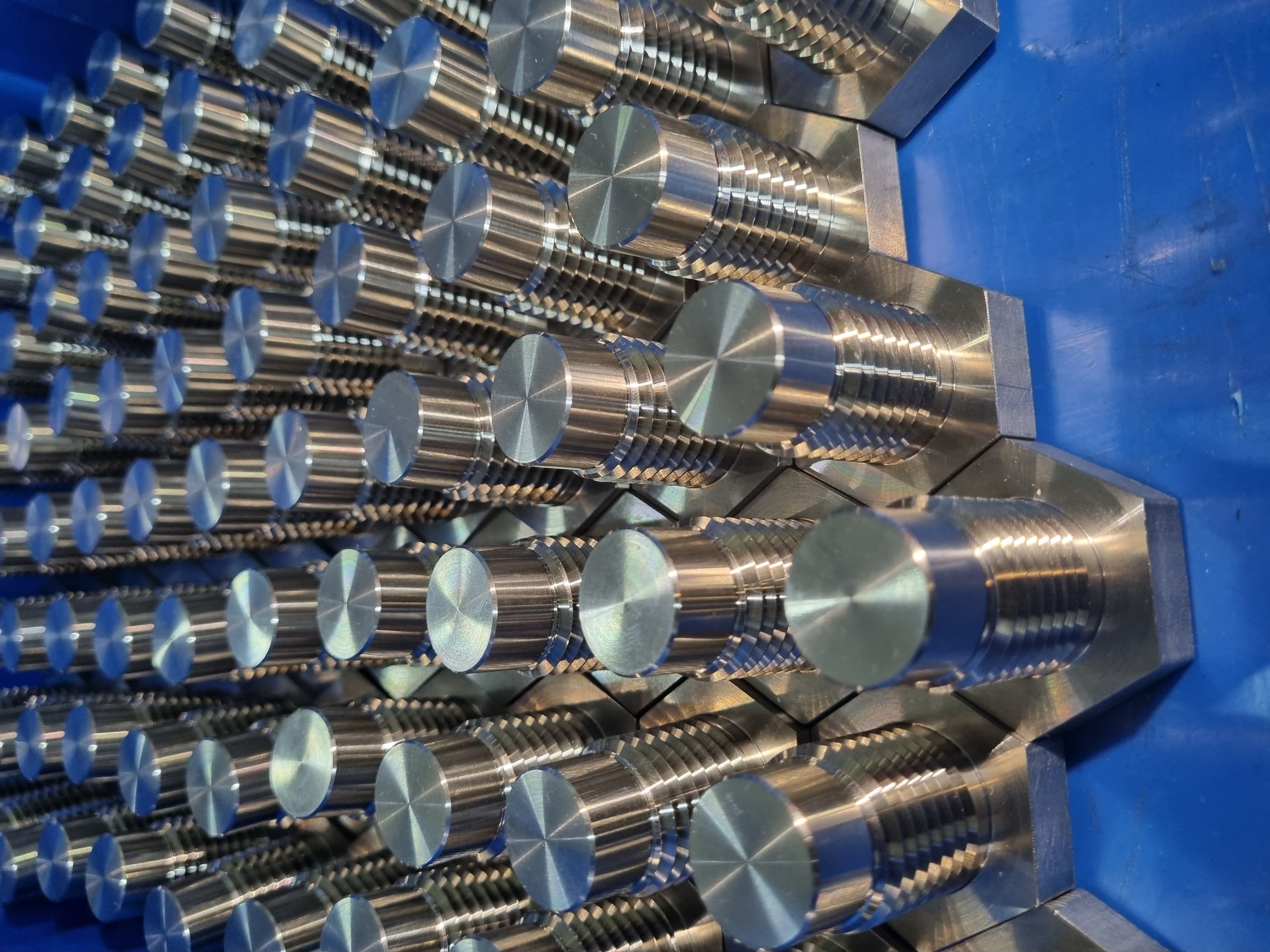 Stainless steel component 5